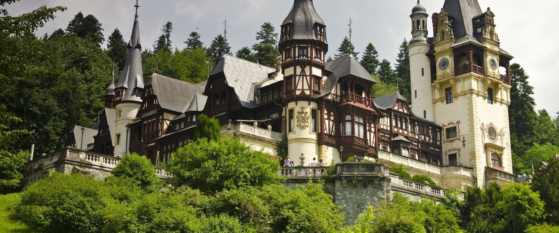 Tips for Finding Cheap Flights to Transylvania